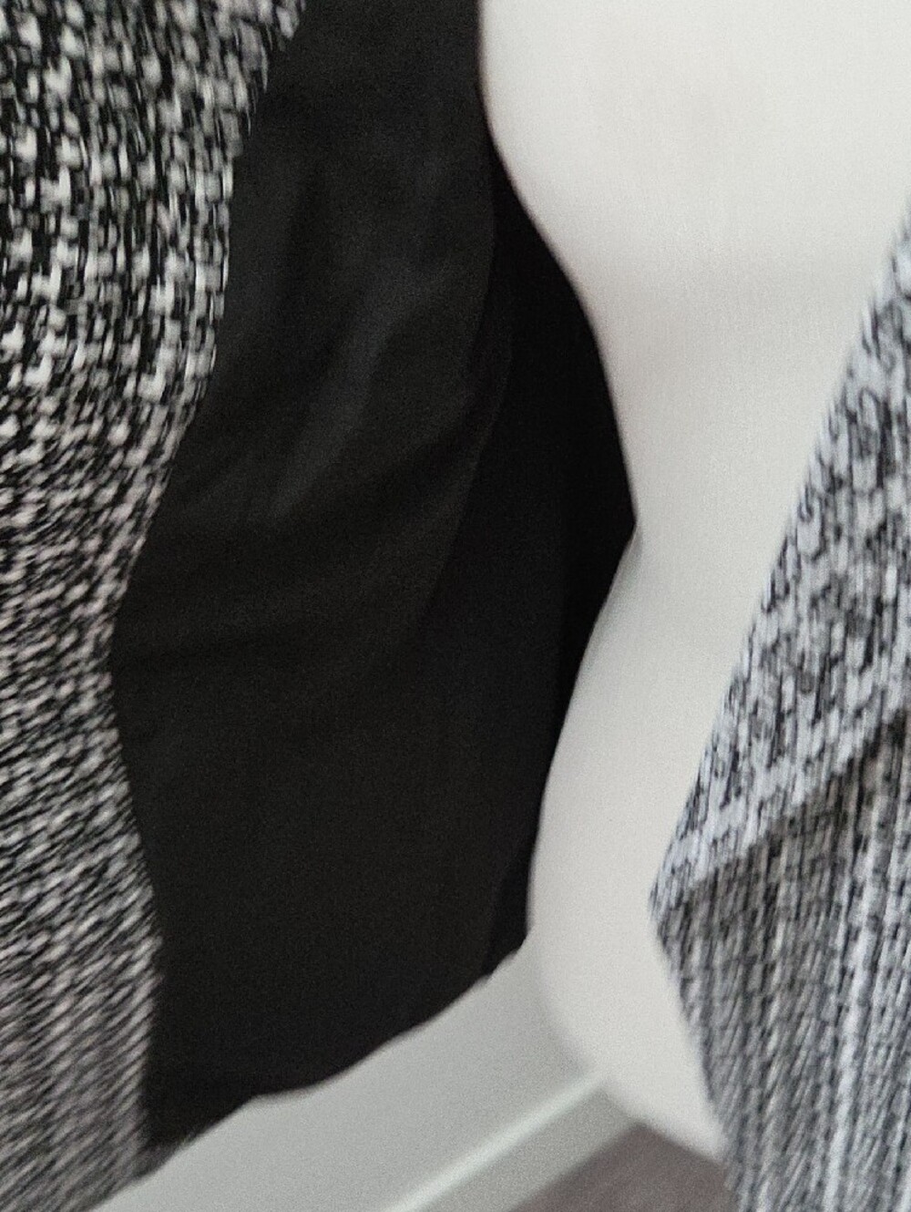 Nanette Lepore Black and White Tweed Double-Breasted Blazer - Picture 5 of 7